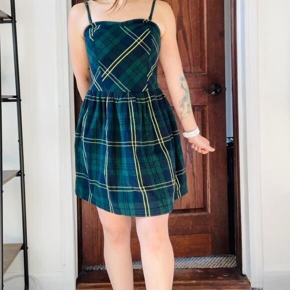 Preppy Plaid Plaided Dress Size M - Picture 3 of 4